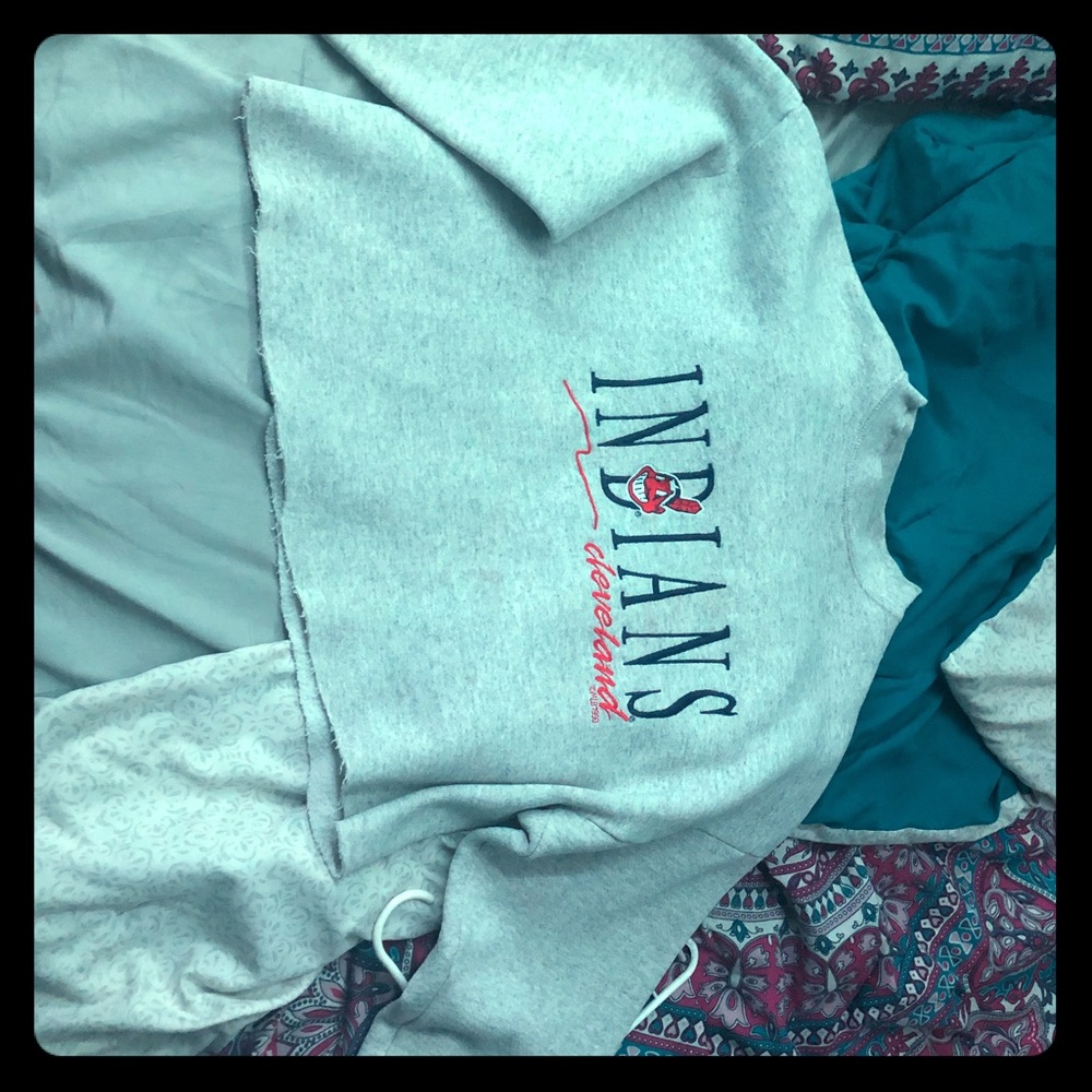 crop hoodie